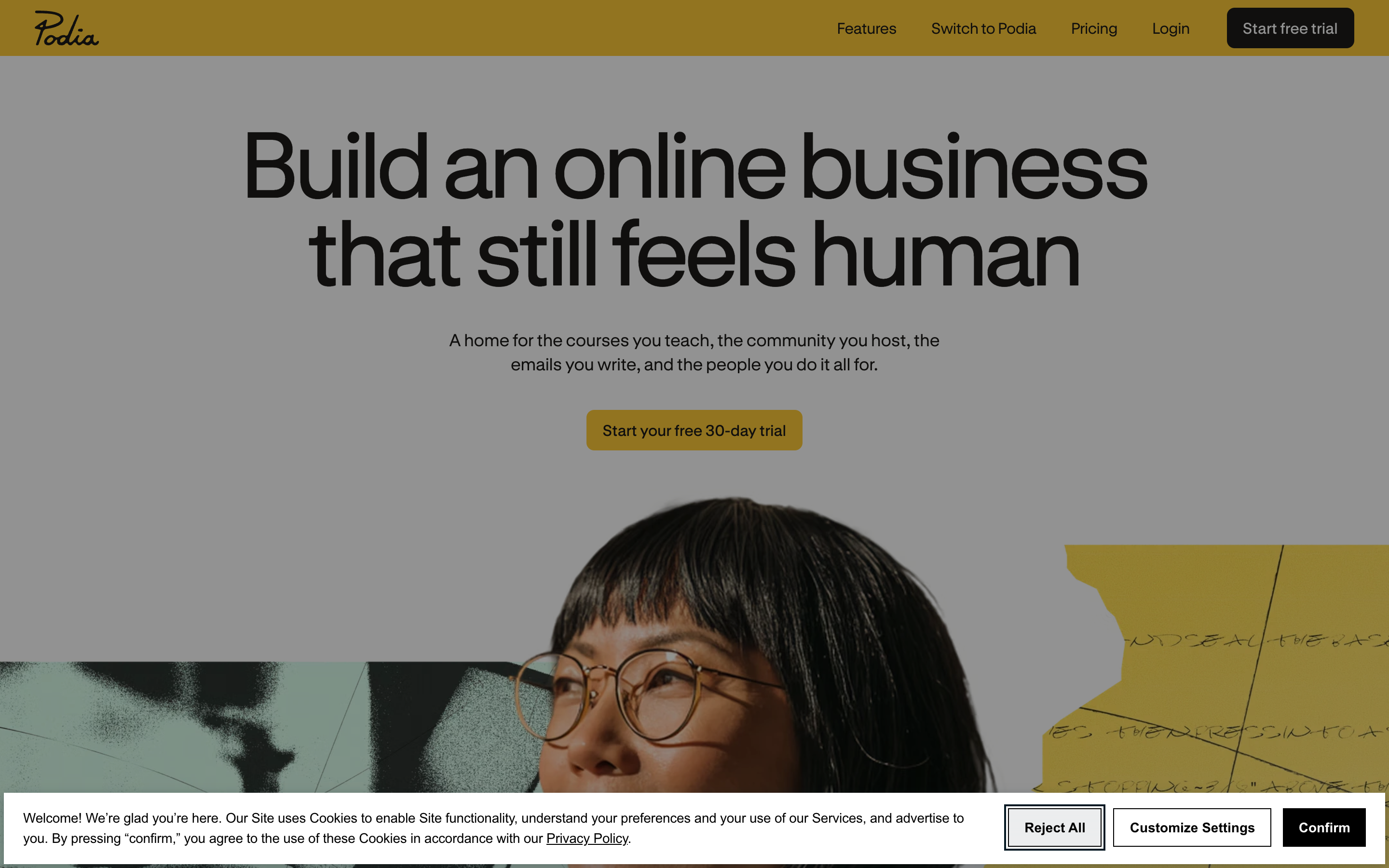 Podia website screenshot